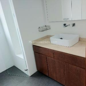Apartamento de 4 alcobas en venta en Bella Suiza, Bogotá, 211 m² · foto 15 de 20