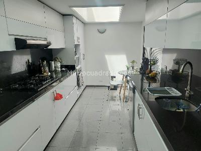 Casa de 3 alcobas en venta en Gratamira Campestre, Bogotá, 187 m² · foto 16 de 20
