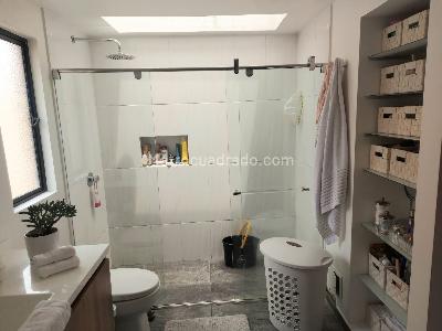 Casa de 3 alcobas en venta en Gratamira Campestre, Bogotá, 187 m² · foto 11 de 20