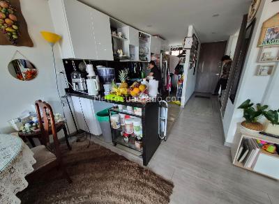Apartamento de 2 alcobas en venta en Cedritos, Bogotá, 90 m² · foto 10 de 19
