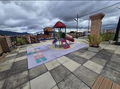 Apartamento de 2 alcobas en venta en Cedritos, Bogotá, 90 m² · foto 18 de 19