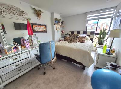 Apartamento de 2 alcobas en venta en Cedritos, Bogotá, 90 m² · foto 13 de 19
