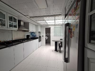 Casa de 5 alcobas en venta en El Recreo De Los Frailes, Bogotá, 320 m² · foto 6 de 17