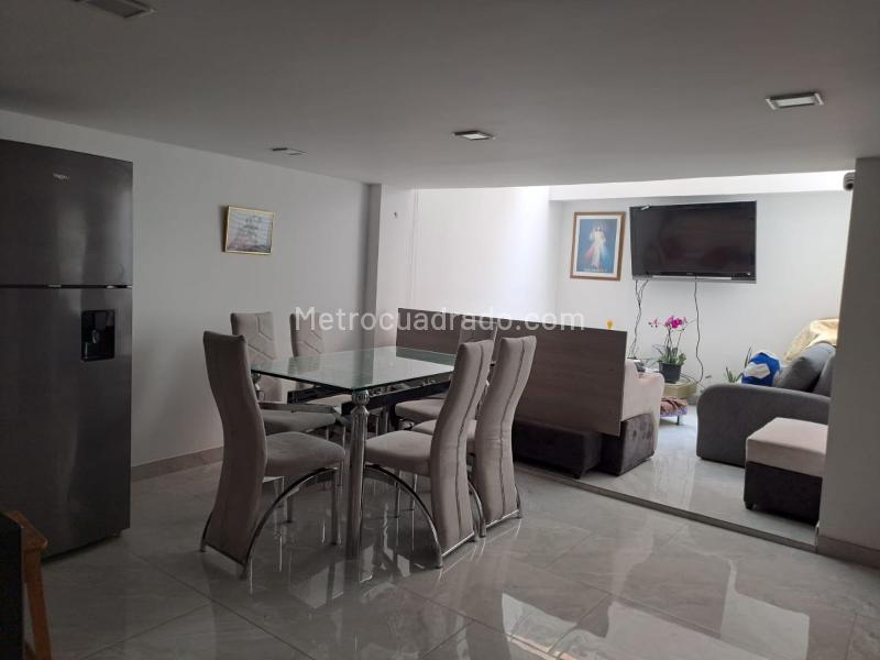 Piso – Bogotá D.C. - Más