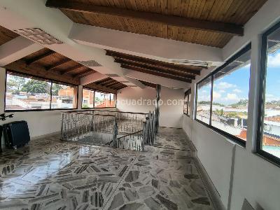 Casa de 5 alcobas en venta en Las Mercedes, Palmira, 500 m² · foto 10 de 20