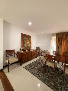 Casa de 5 alcobas en venta en Santa Barbara Central, Bogotá, 292 m² · foto 6 de 19