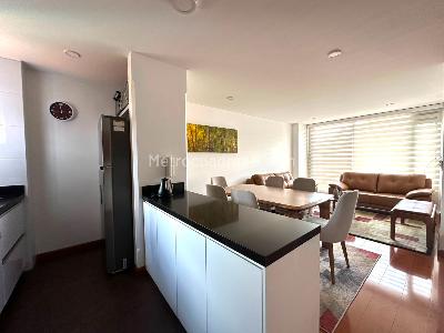Apartamento de 3 alcobas en venta en Chico Santa Barbara, Bogotá, 88 m² · foto 4 de 12
