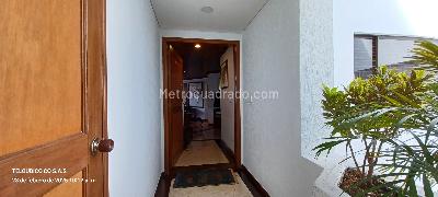 Apartamento de 3 alcobas en venta en Chico Ii Sector, Bogotá, 120 m² · foto 1 de 20