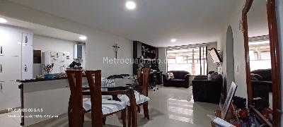 Apartamento de 2 alcobas en venta en Cedritos Norte, Bogotá, 70 m² · foto 3 de 20