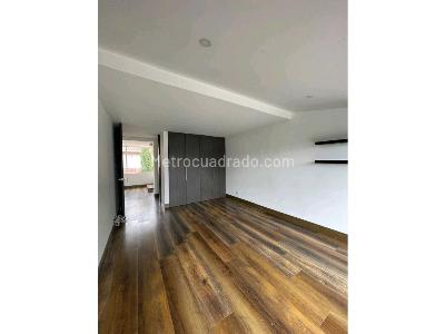 Casa en venta en San Jose De Bavaria, Bogotá · foto 10 de 20