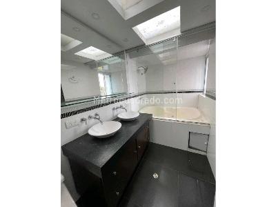 Casa en venta en San Jose De Bavaria, Bogotá · foto 12 de 20