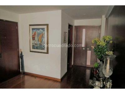 Apartamento de 3 alcobas en venta en Santa Barbara, Bogotá, 154 m² · foto 12 de 15