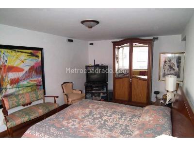 Apartamento de 3 alcobas en venta en Santa Barbara, Bogotá, 154 m² · foto 14 de 15