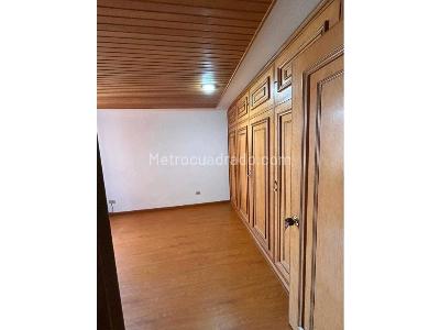 Apartamento en venta en Santa Barbara, Bogotá · foto 9 de 10