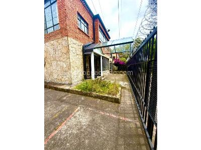 Casa de 5 alcobas en venta en Teusaquillo, Bogotá, 276 m² · foto 5 de 20