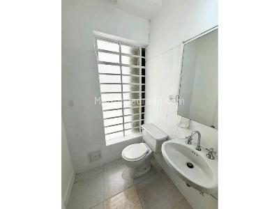Casa de 5 alcobas en venta en Teusaquillo, Bogotá, 276 m² · foto 9 de 20