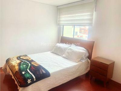 Apartamento de 3 alcobas en venta en Caobos, Bogotá, 101 m² · foto 10 de 15