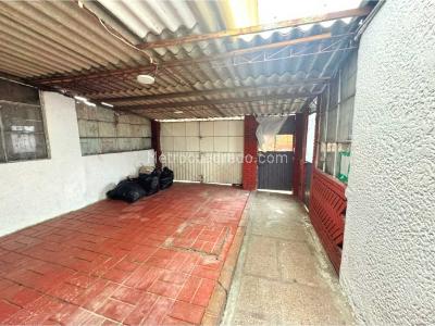 Casa de 5 alcobas en venta en Velodromo, Bogotá, 208 m² · foto 7 de 15