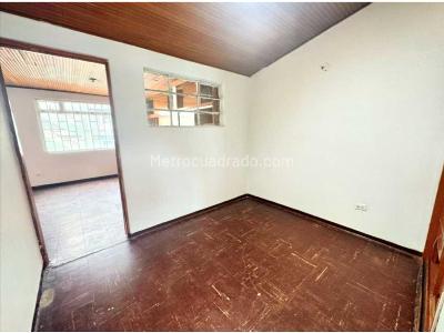 Casa de 5 alcobas en venta en Velodromo, Bogotá, 208 m² · foto 13 de 15