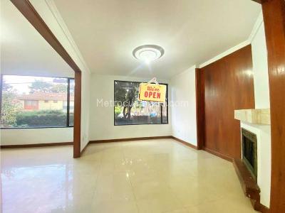 Casa en venta en Villa Magdala, Bogotá · foto 2 de 20