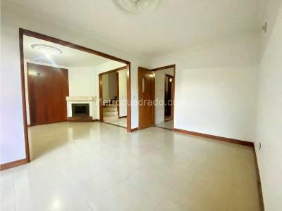 Casa en venta en Villa Magdala, Bogotá · foto 3 de 20