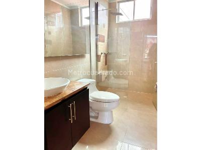 Casa de 5 alcobas en venta en San Jose De Bavaria, Bogotá, 509 m² · foto 7 de 17