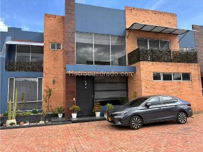 Casa de 5 alcobas en venta en San Jose De Bavaria, Bogotá, 509 m² · foto 17 de 17