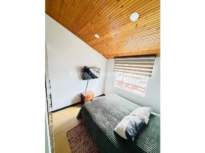 Apartamento de 3 alcobas en venta en Gratamira, Bogotá, 64 m² · foto 8 de 11