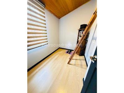 Apartamento de 3 alcobas en venta en Gratamira, Bogotá, 64 m² · foto 10 de 11