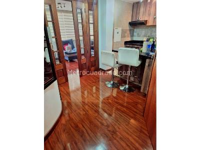 Apartaestudio en venta en Los Rosales, Bogotá, 39 m² · foto 2 de 8