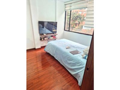 Apartaestudio en venta en Los Rosales, Bogotá, 39 m² · foto 7 de 8