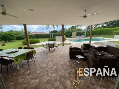 Casa de 5 alcobas en venta en Sur, Ibagué, 650 m² · foto 17 de 20