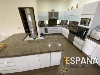 Casa de 5 alcobas en venta en Sur, Ibagué, 650 m² · foto 19 de 20