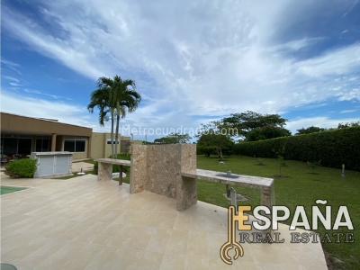 Casa de 5 alcobas en venta en Sur, Ibagué, 650 m² · foto 3 de 20