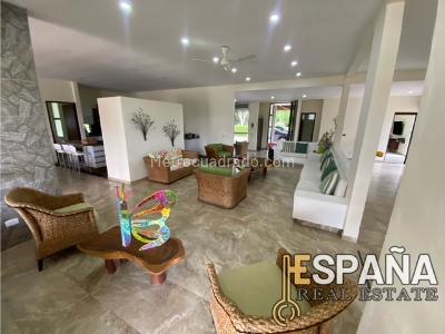 Casa de 5 alcobas en venta en Sur, Ibagué, 650 m² · foto 6 de 20