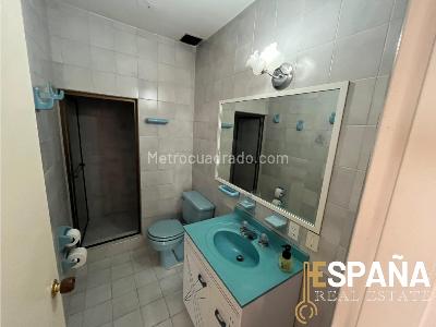 Casa de 5 alcobas en venta en El Contador, Bogotá, 260 m² · foto 5 de 20