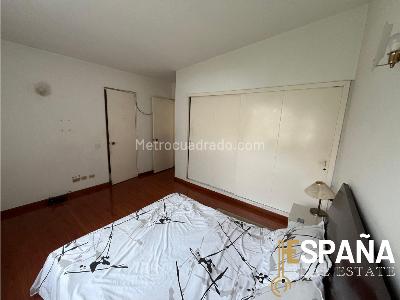Casa de 5 alcobas en venta en El Contador, Bogotá, 260 m² · foto 9 de 20