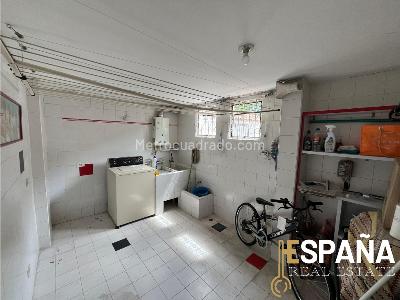 Casa de 5 alcobas en venta en El Contador, Bogotá, 260 m² · foto 15 de 20