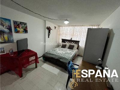 Apartamento en venta en Quinta Camacho, Bogotá · foto 4 de 11