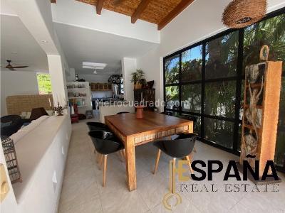Casa de 4 alcobas en venta en Girardot, Girardot, 528 m² · foto 14 de 14