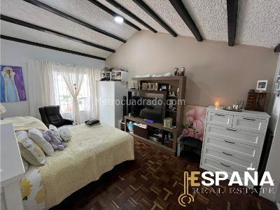 Casa de 4 alcobas en venta en Nueva Autopista Norte, Bogotá, 405 m² · foto 10 de 18