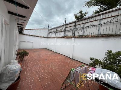 Casa de 4 alcobas en venta en Nueva Autopista Norte, Bogotá, 405 m² · foto 18 de 18