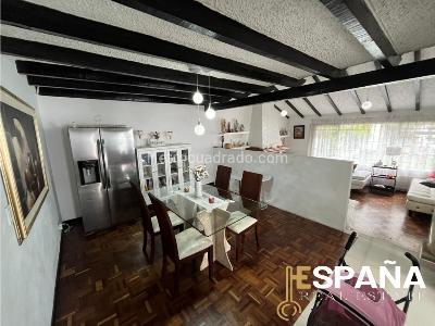 Casa de 4 alcobas en venta en Nueva Autopista Norte, Bogotá, 405 m² · foto 2 de 18