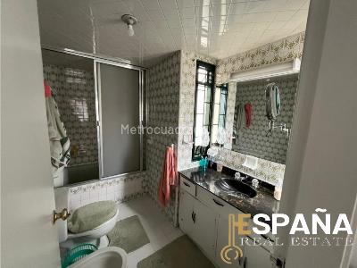 Casa de 4 alcobas en venta en Nueva Autopista Norte, Bogotá, 410 m² · foto 14 de 15