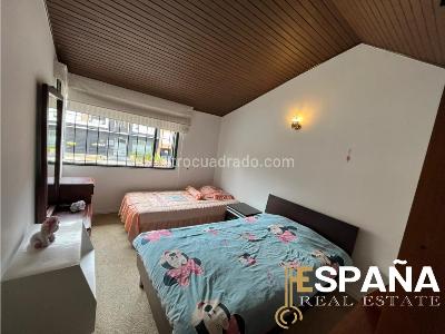 Casa de 4 alcobas en venta en Nueva Autopista Norte, Bogotá, 410 m² · foto 5 de 15