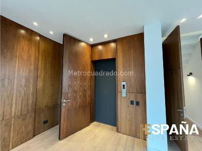 Apartamento de 3 alcobas en venta en Los Rosales, Bogotá, 533 m² · foto 17 de 20