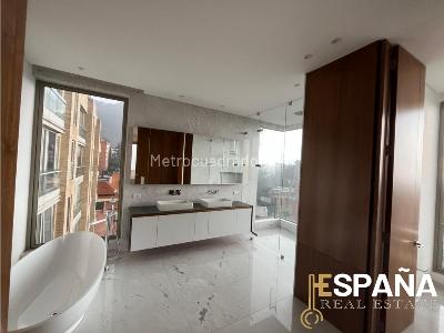 Apartamento de 3 alcobas en venta en Los Rosales, Bogotá, 533 m² · foto 9 de 20