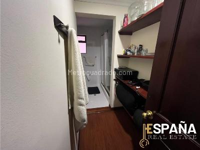 Apartamento de 4 alcobas en venta en La Calleja, Bogotá, 176 m² · foto 3 de 20