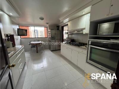 Apartamento de 4 alcobas en venta en La Calleja, Bogotá, 176 m² · foto 13 de 20