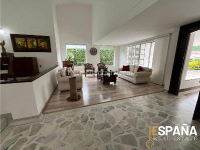Casa de 4 alcobas en venta en El Verguel, Ibagué, 460 m² · foto 2 de 19